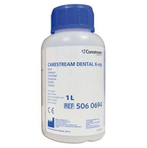 Foto illustrativa CARESTREAM FISSAGGIO codice 5060694 con flacone etichettato 1 litro; articolo venduto quattro flaconi da 240 ml